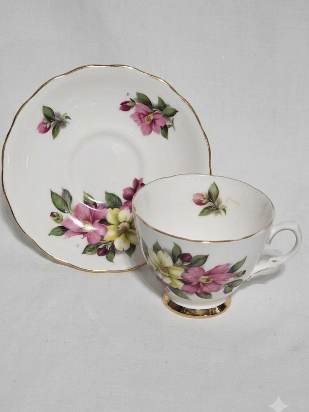 Vintage Colclough Floral Teacup and Saucer Set Pattern 7895 Gold Rim